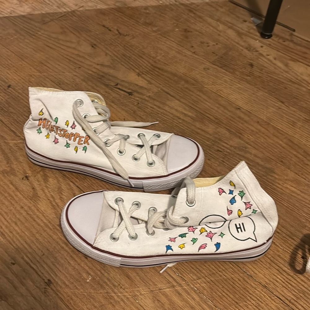 Converse shoes 6.5